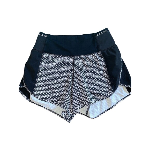 Black Shorts Lululemon Size 2 Exercise Shorts Polyester Activewear Running - Picture 1 of 5